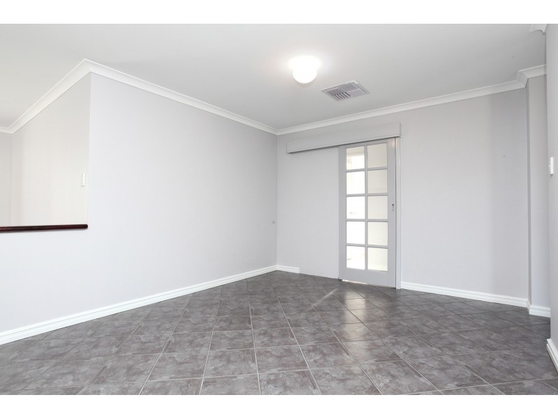 10 Excelsior Meander, Warnbro WA 6169