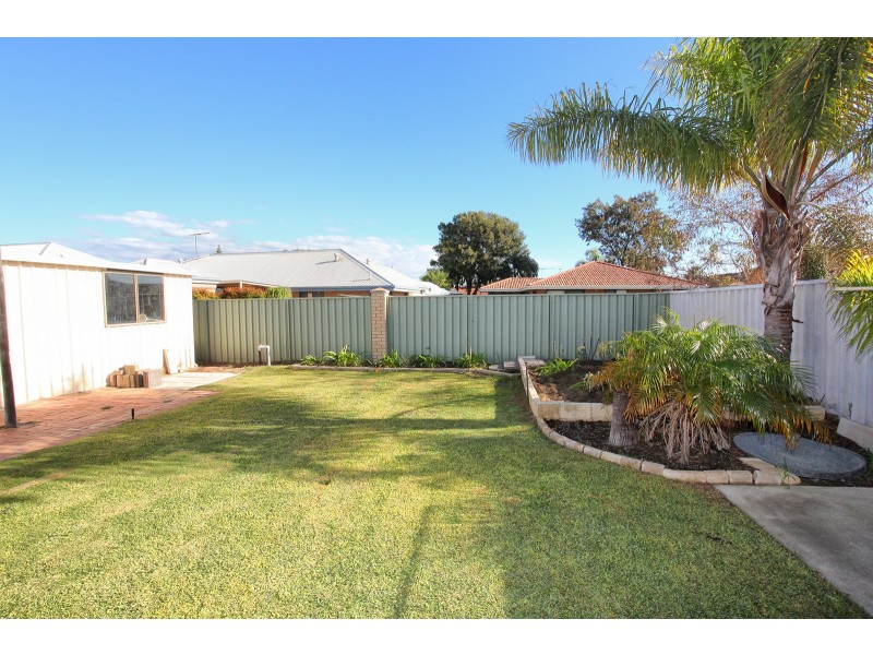 10 Excelsior Meander, Warnbro WA 6169