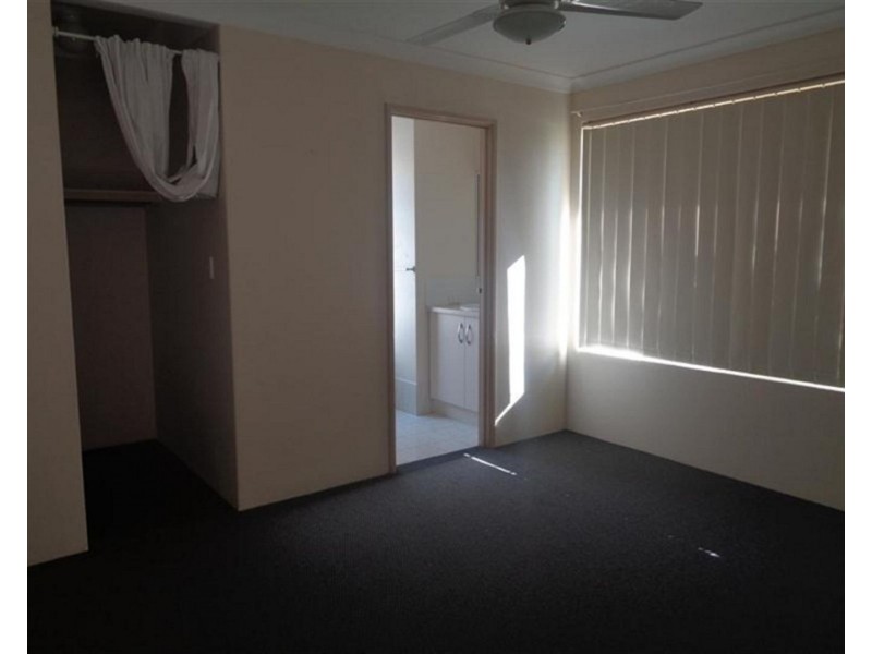 6 Link Way, Cooloongup WA 6168