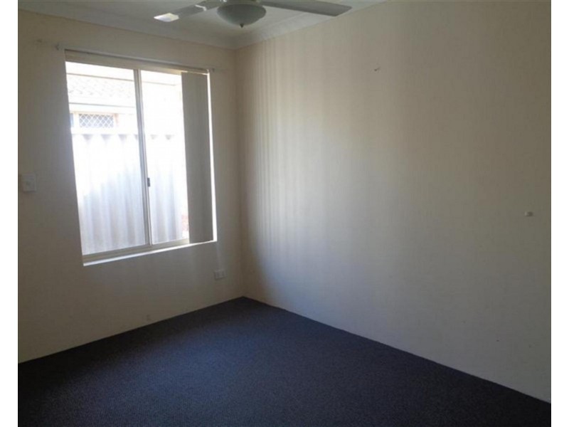 6 Link Way, Cooloongup WA 6168