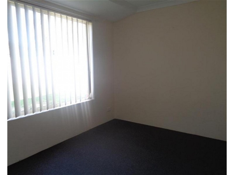 6 Link Way, Cooloongup WA 6168