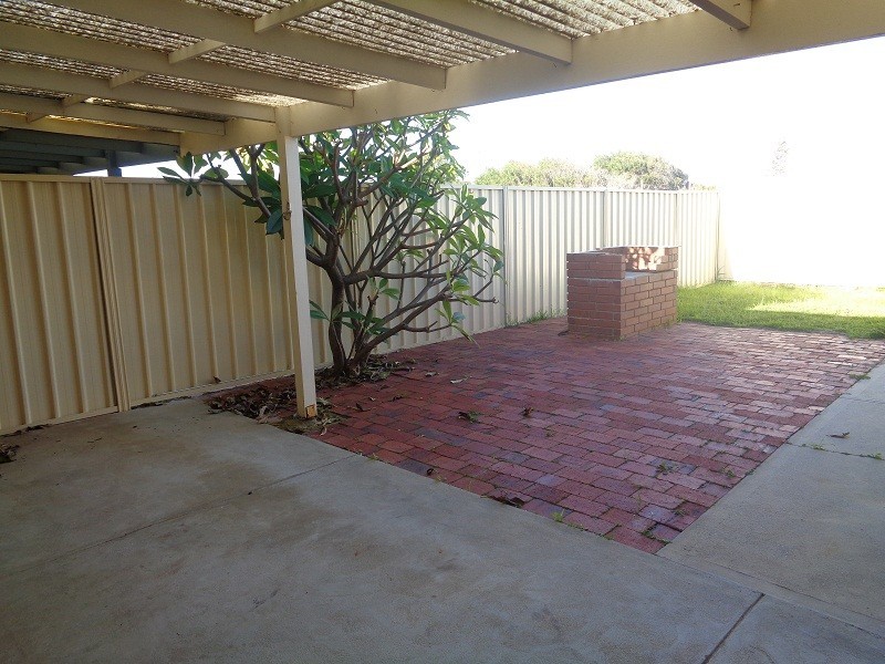 5 Short Street, Safety Bay WA 6169