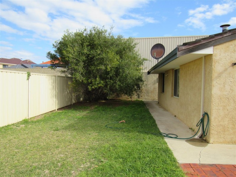 5 Short Street, Safety Bay WA 6169