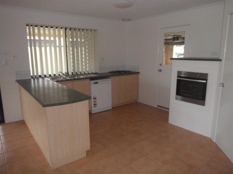 12 Althorpe Crescent, Port Kennedy WA 6172