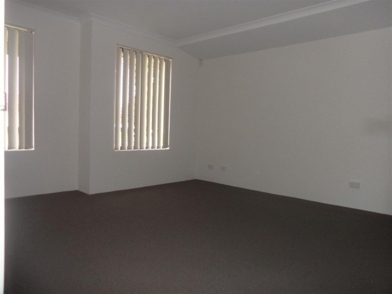 12 Althorpe Crescent, Port Kennedy WA 6172