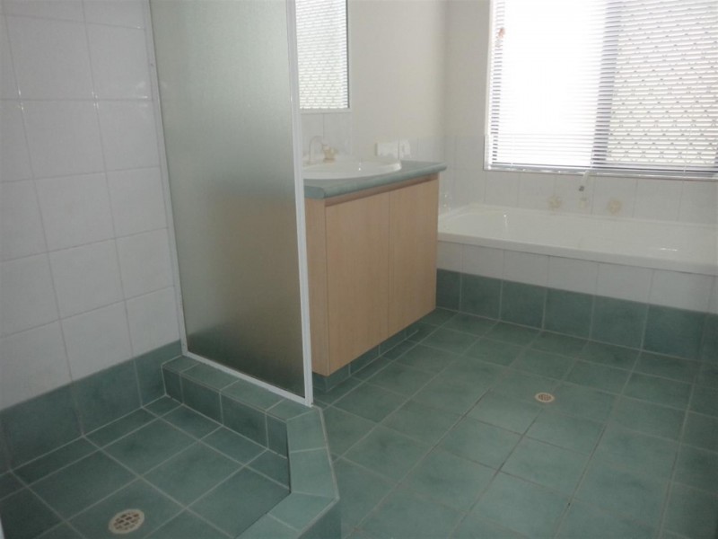 12 Althorpe Crescent, Port Kennedy WA 6172