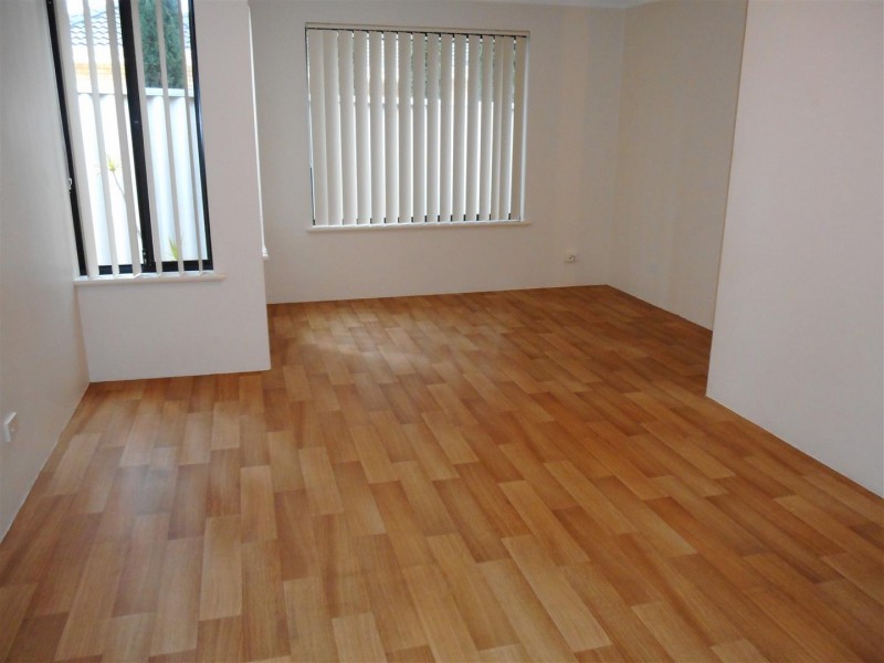 13 Galway Gardens, Warnbro WA 6169