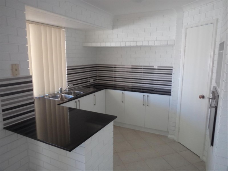 6 Bondi Crescent, Warnbro WA 6169