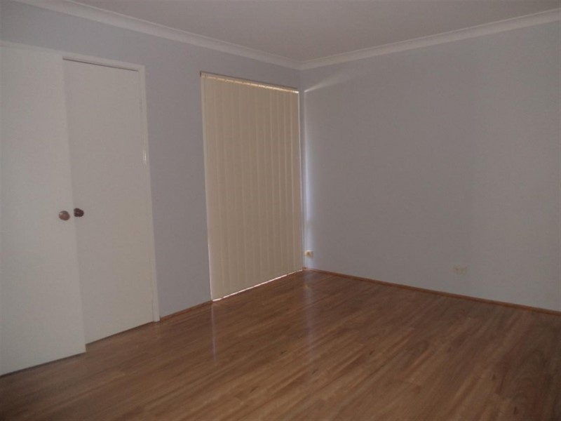 6 Bondi Crescent, Warnbro WA 6169