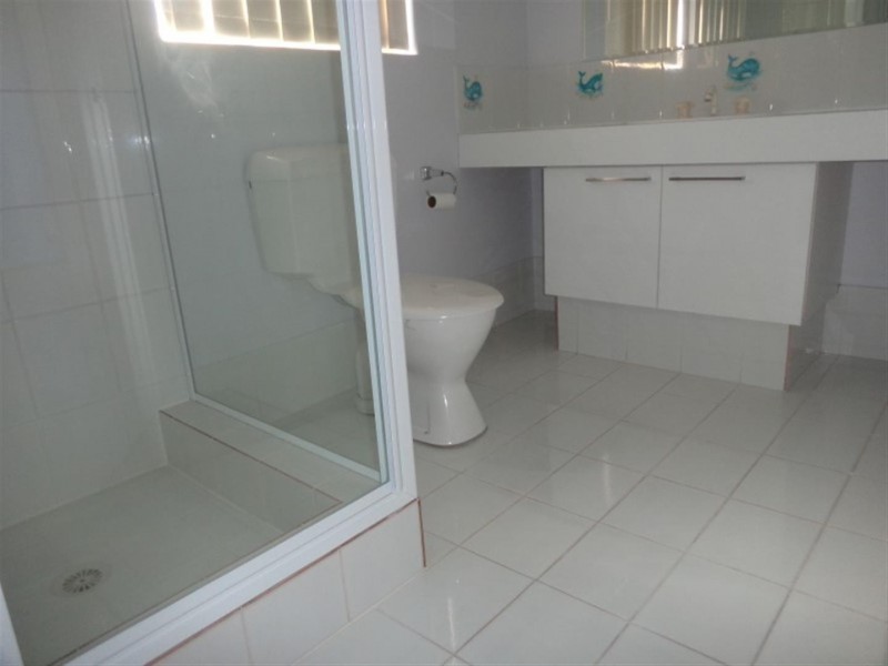 6 Bondi Crescent, Warnbro WA 6169