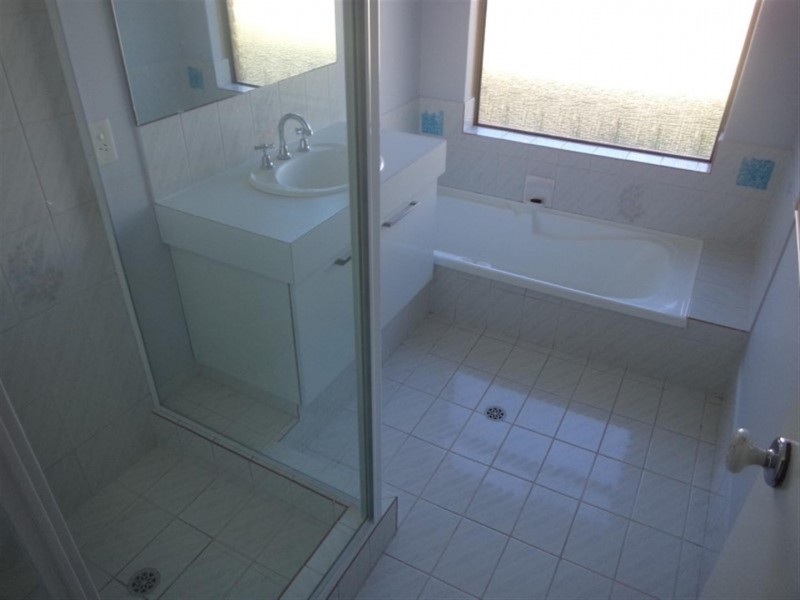 6 Bondi Crescent, Warnbro WA 6169