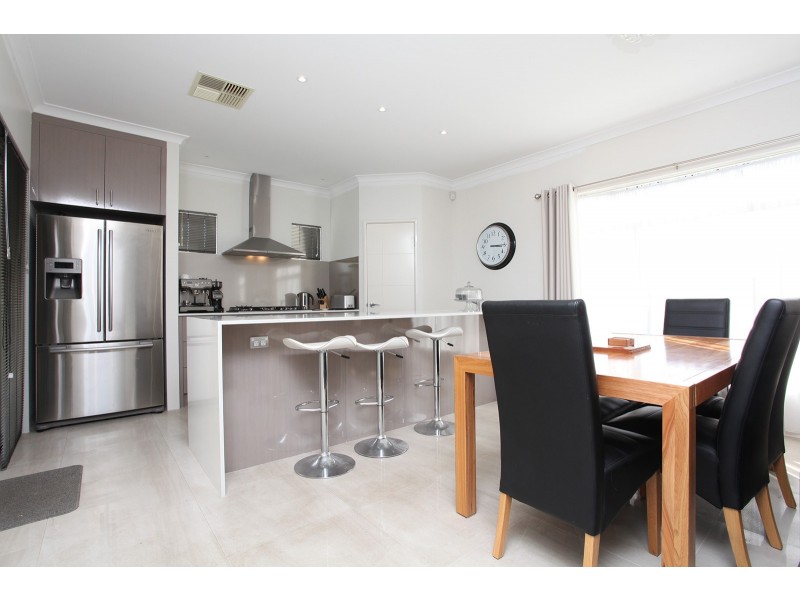 17 Wallaby Parade, Baldivis WA 6171