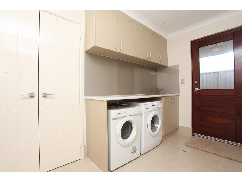 17 Wallaby Parade, Baldivis WA 6171