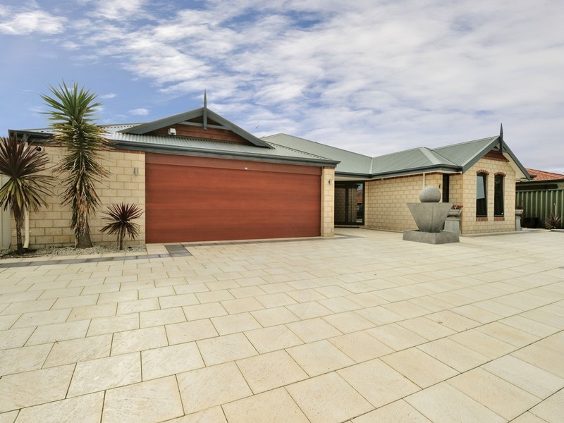 22 Baltimore Gardens, Port Kennedy WA 6172