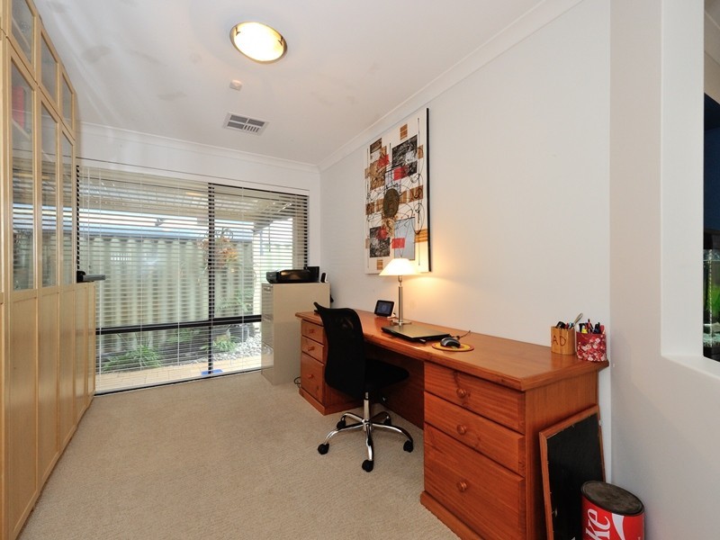 22 Baltimore Gardens, Port Kennedy WA 6172
