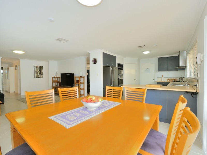 22 Baltimore Gardens, Port Kennedy WA 6172