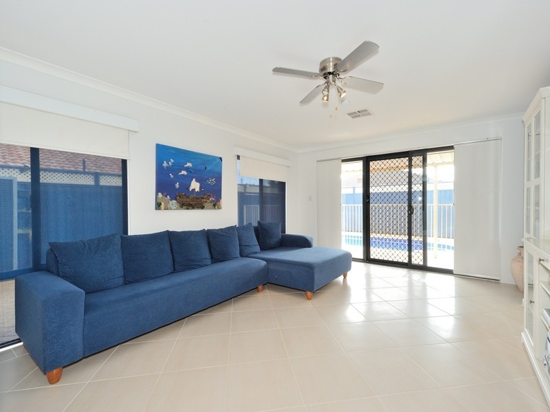 22 Baltimore Gardens, Port Kennedy WA 6172