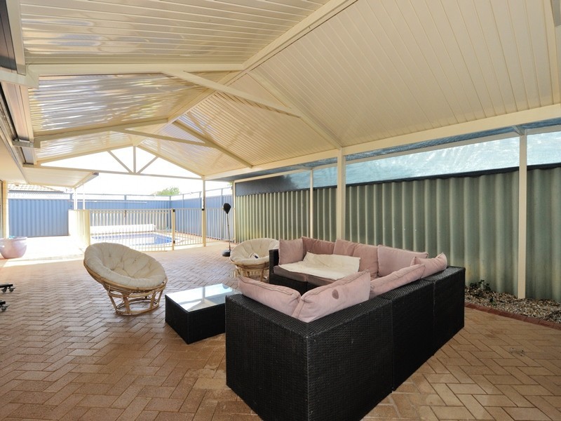 22 Baltimore Gardens, Port Kennedy WA 6172