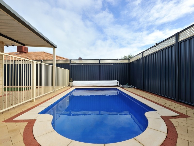 22 Baltimore Gardens, Port Kennedy WA 6172