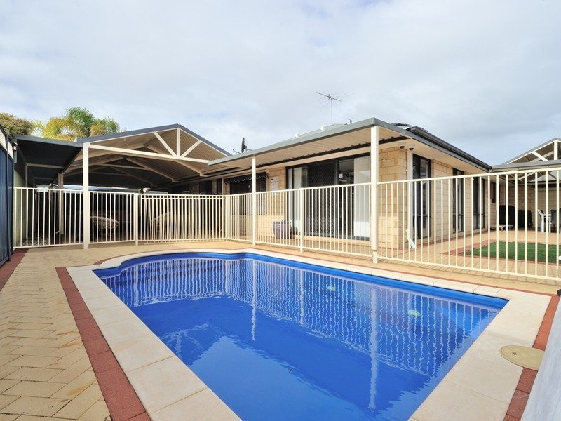 22 Baltimore Gardens, Port Kennedy WA 6172