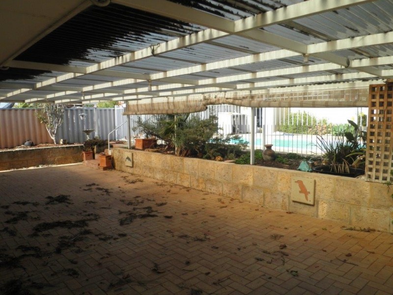 57 Teraglin Way, Warnbro WA 6169