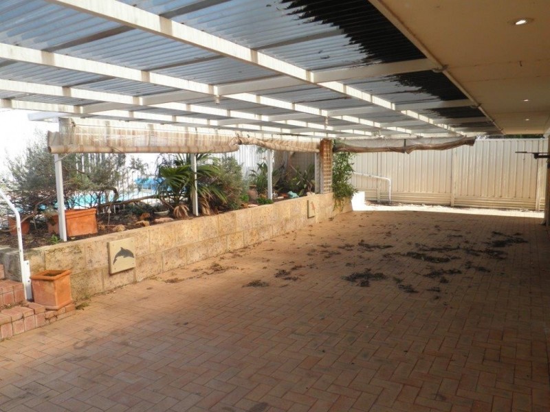 57 Teraglin Way, Warnbro WA 6169