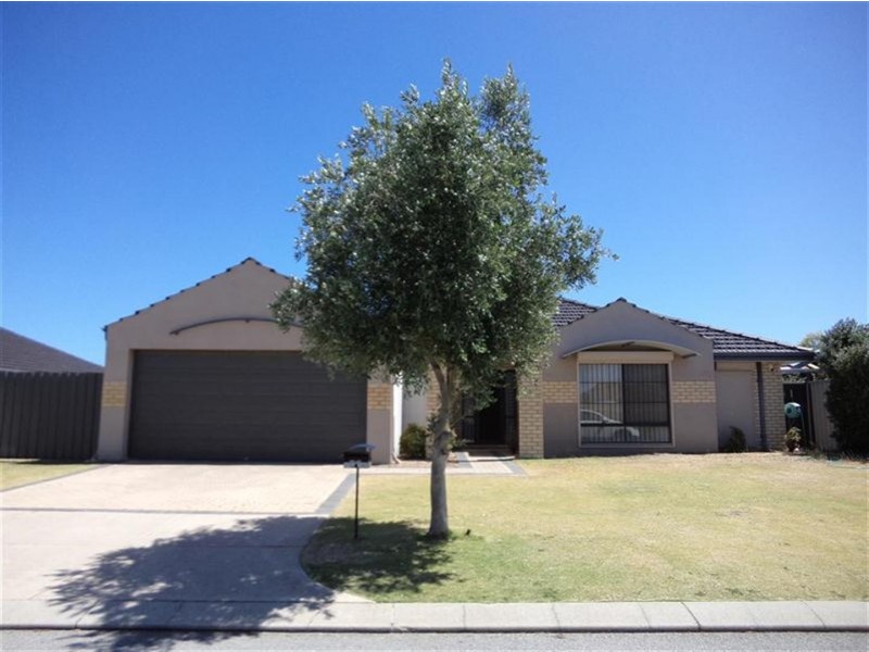 76 Rae Road, Shoalwater WA 6169