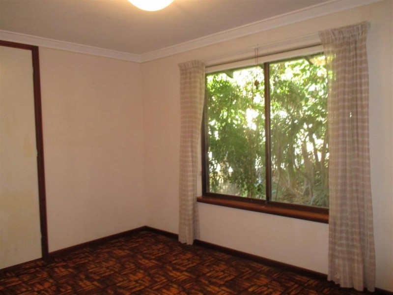 12 Donald Drive, Safety Bay WA 6169