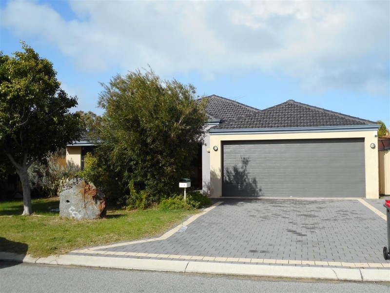 14 Langston Close, Port Kennedy WA 6172