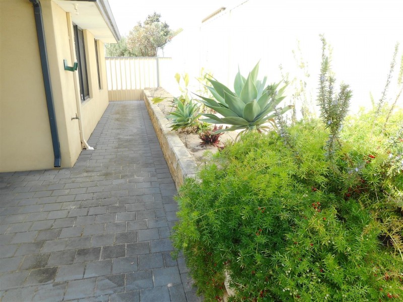 14 Langston Close, Port Kennedy WA 6172