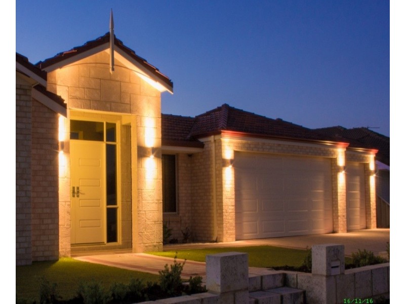 10 Montmartre Green, Port Kennedy WA 6172
