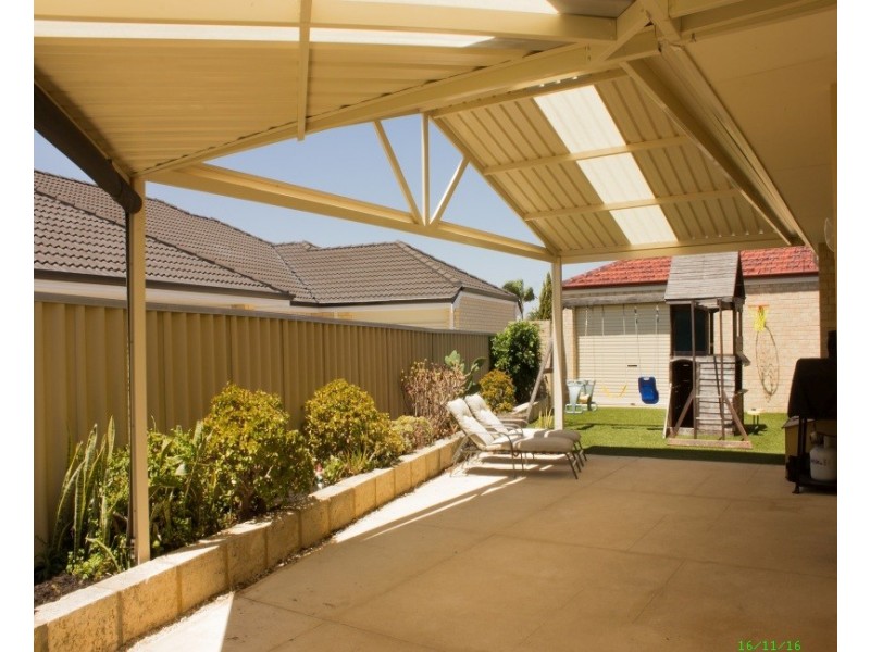 10 Montmartre Green, Port Kennedy WA 6172
