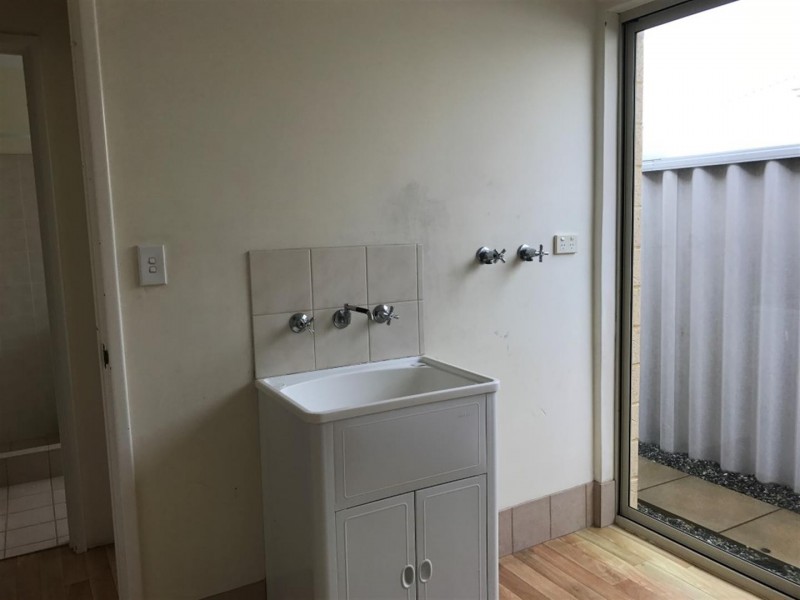 4 Elixir Way, Shoalwater WA 6169