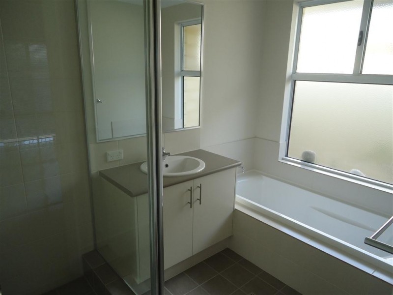 16 Johanna Way, Secret Harbour WA 6173