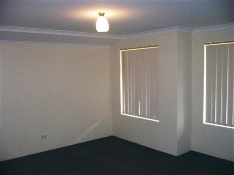 4 Elixir Way, Shoalwater WA 6169