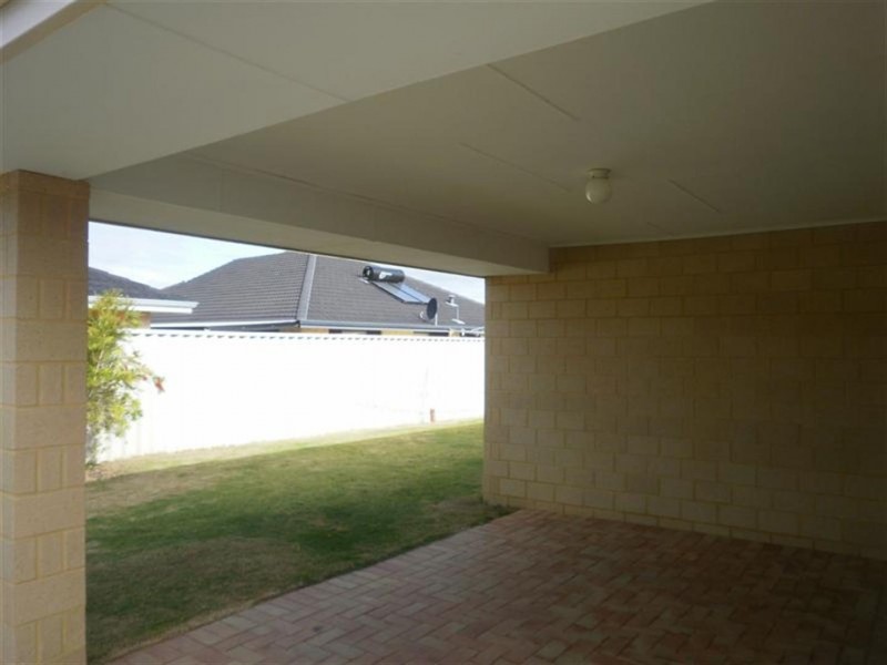 4 Elixir Way, Shoalwater WA 6169