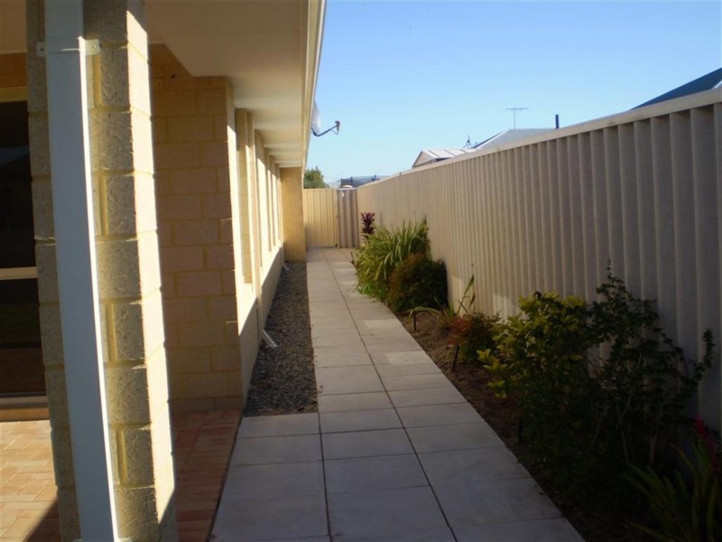 4 Elixir Way, Shoalwater WA 6169