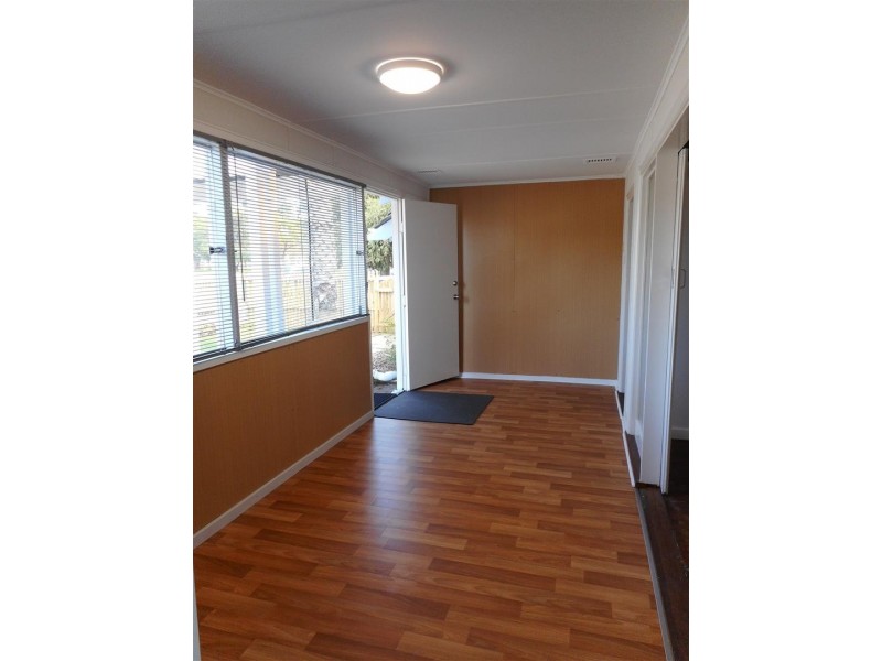 4 Flinders Lane, Rockingham WA 6168