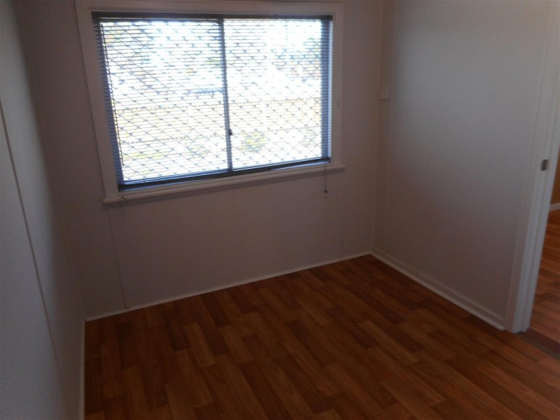 4 Flinders Lane, Rockingham WA 6168