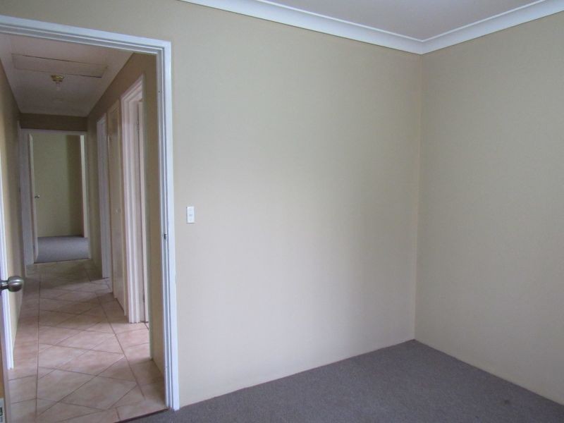 27 Hartland Way, Warnbro WA 6169