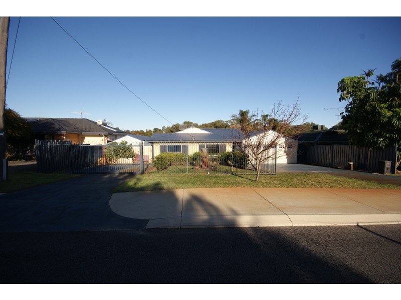 58 Hennessy Avenue, Orelia WA 6167