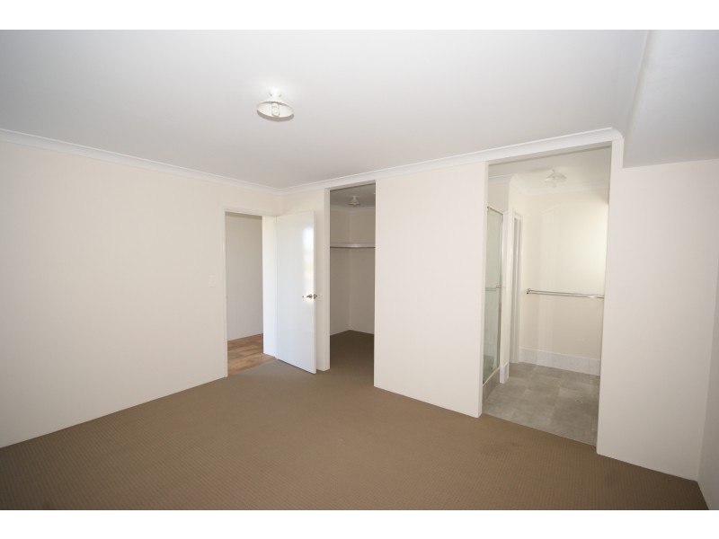 11 Amadeus Way, Success WA 6164