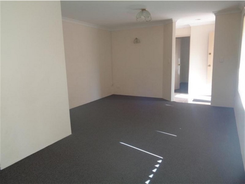 6 Link Way, Cooloongup WA 6168