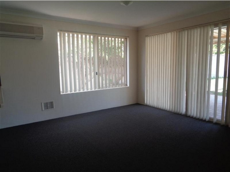 6 Link Way, Cooloongup WA 6168