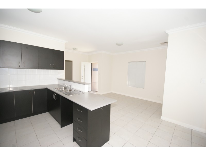 3/35 Branch Circus, Success WA 6164