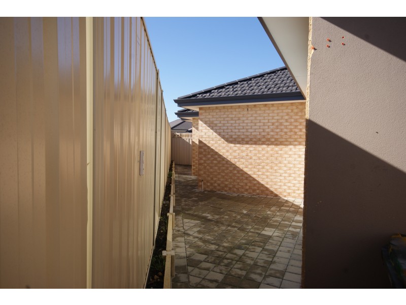 3/35 Branch Circus, Success WA 6164