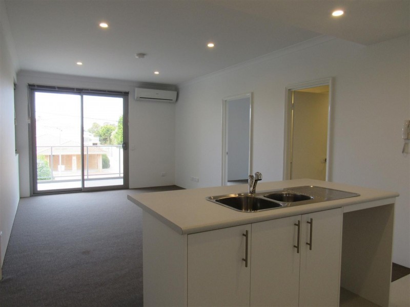 3/102 Kent Street, Rockingham WA 6168