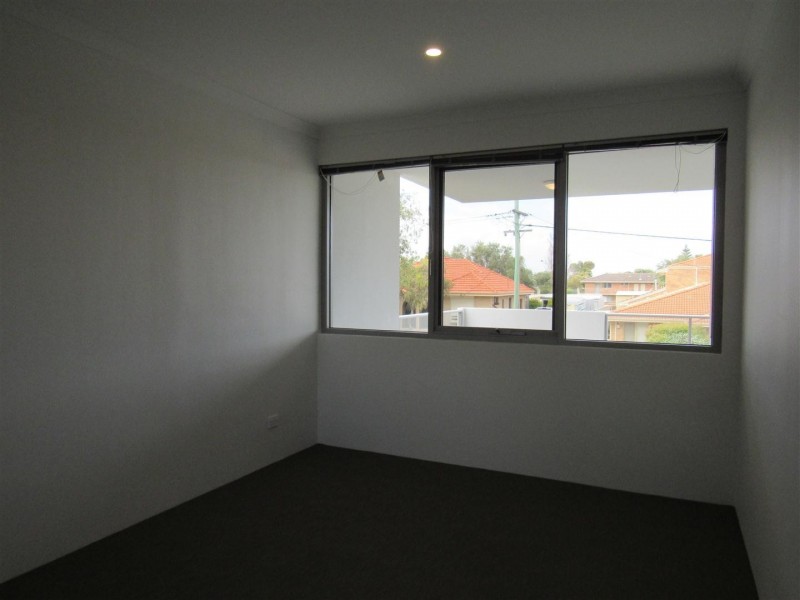 3/102 Kent Street, Rockingham WA 6168