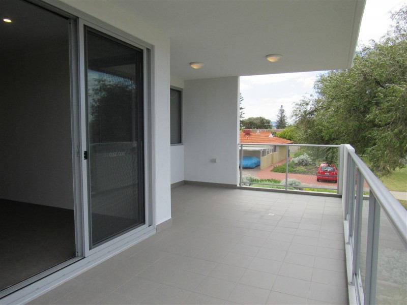 3/102 Kent Street, Rockingham WA 6168