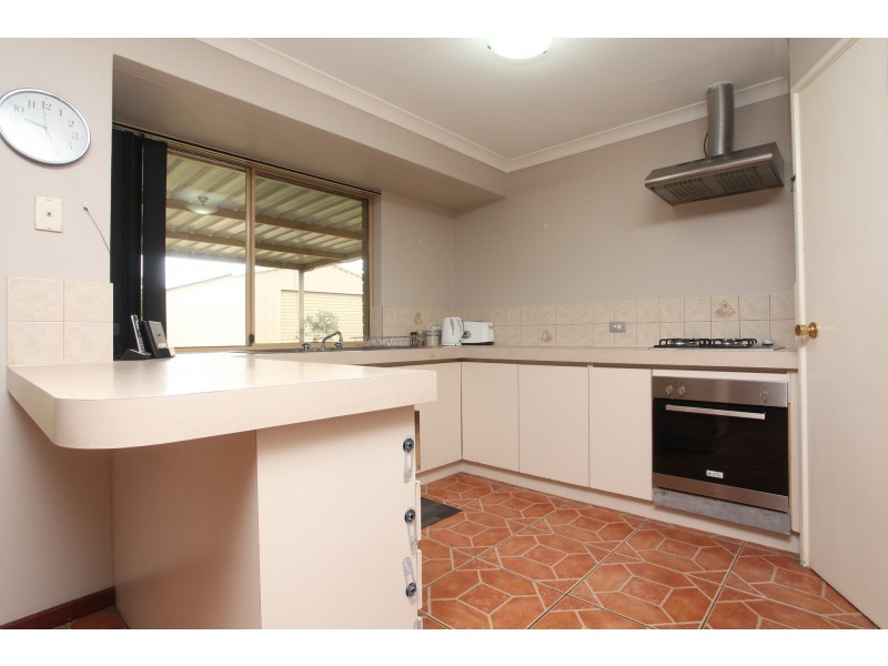 7 Gidgi Way, Waikiki WA 6169